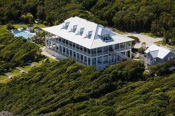 Отель The Delphi Club At Rolling Harbour Sandy Point Экстерьер фото