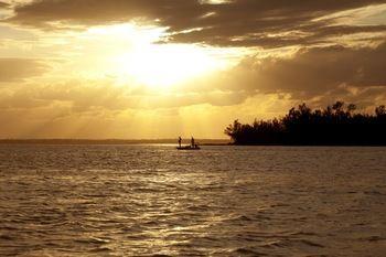 Отель The Delphi Club At Rolling Harbour Sandy Point Экстерьер фото